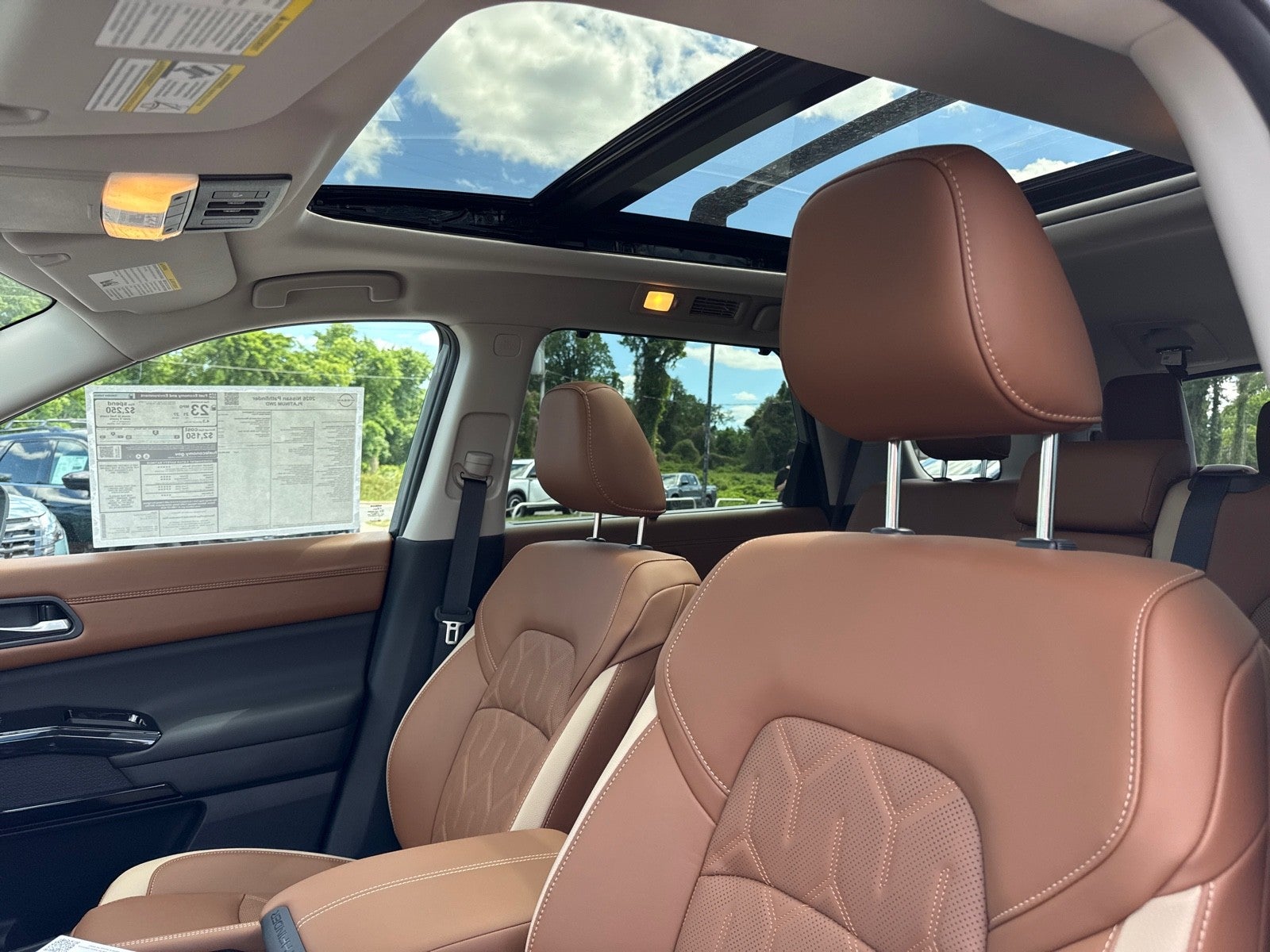 2026 Nissan Pathfinder Platinum