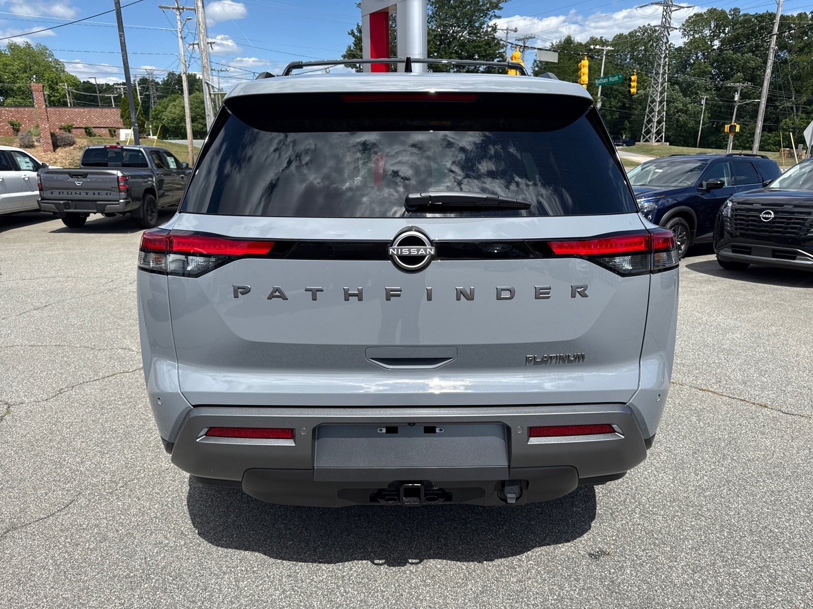 2026 Nissan Pathfinder Platinum