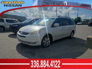 2004 Toyota Sienna XLE