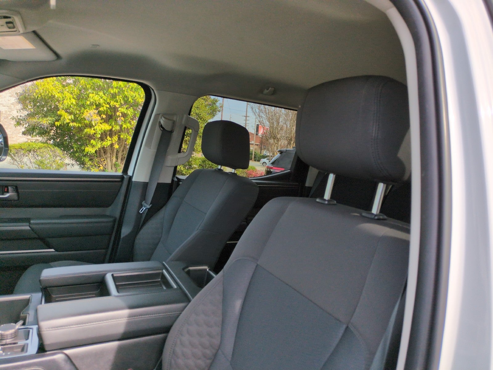 2024 Toyota Tundra 4WD SR5