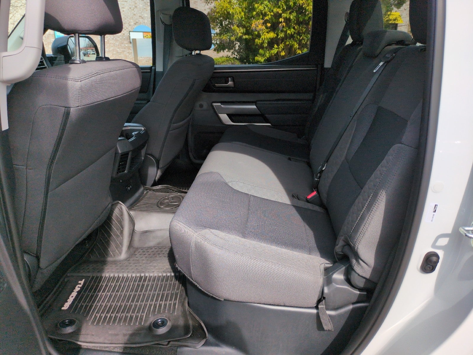 2024 Toyota Tundra 4WD SR5