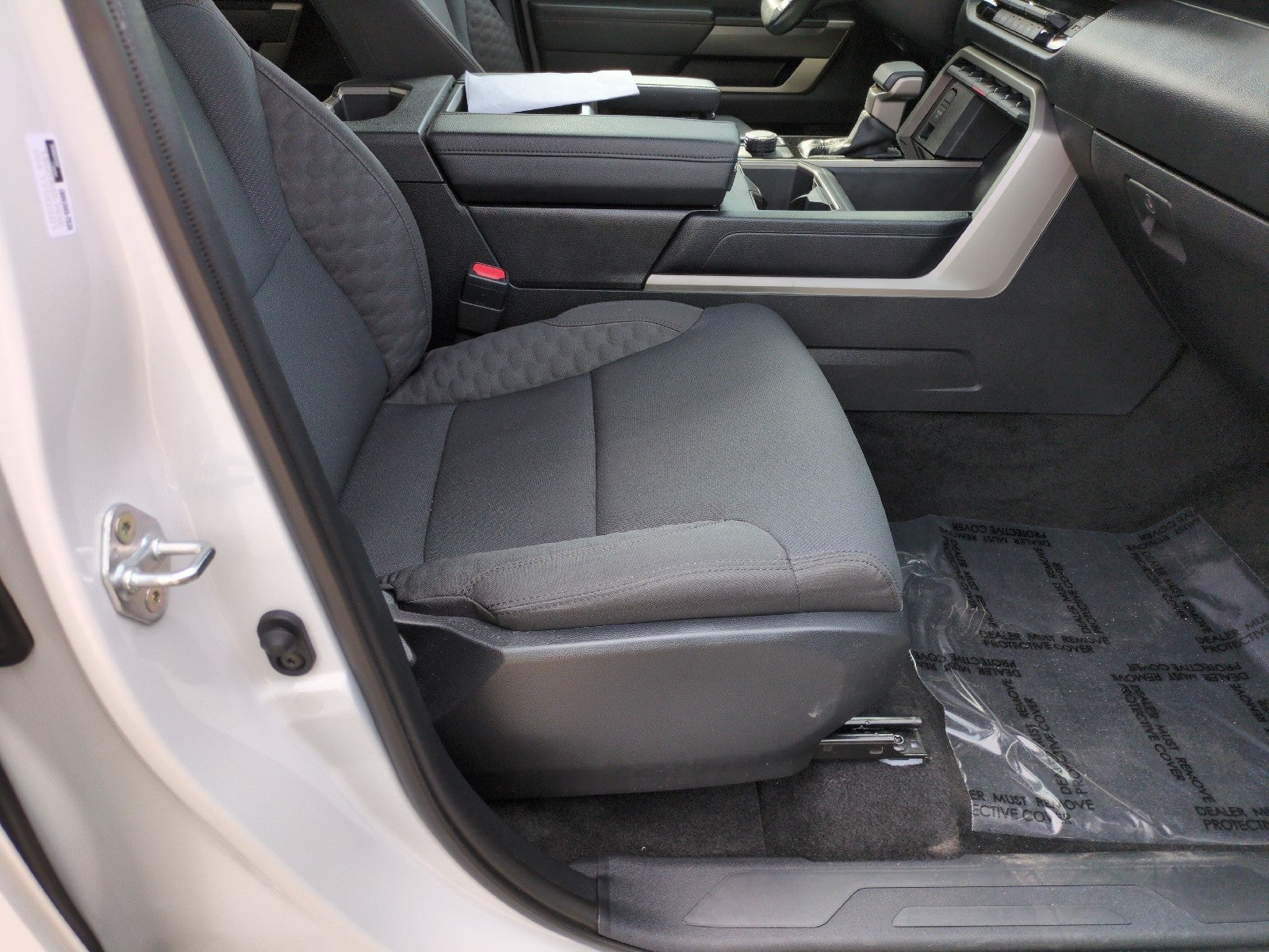 2024 Toyota Tundra 4WD SR5