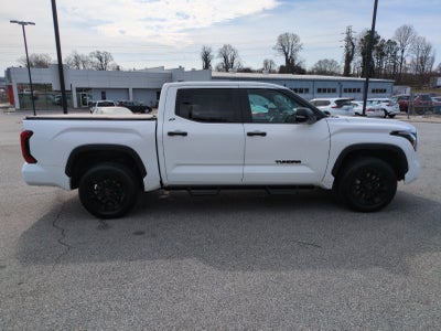 2024 Toyota Tundra 4WD SR5