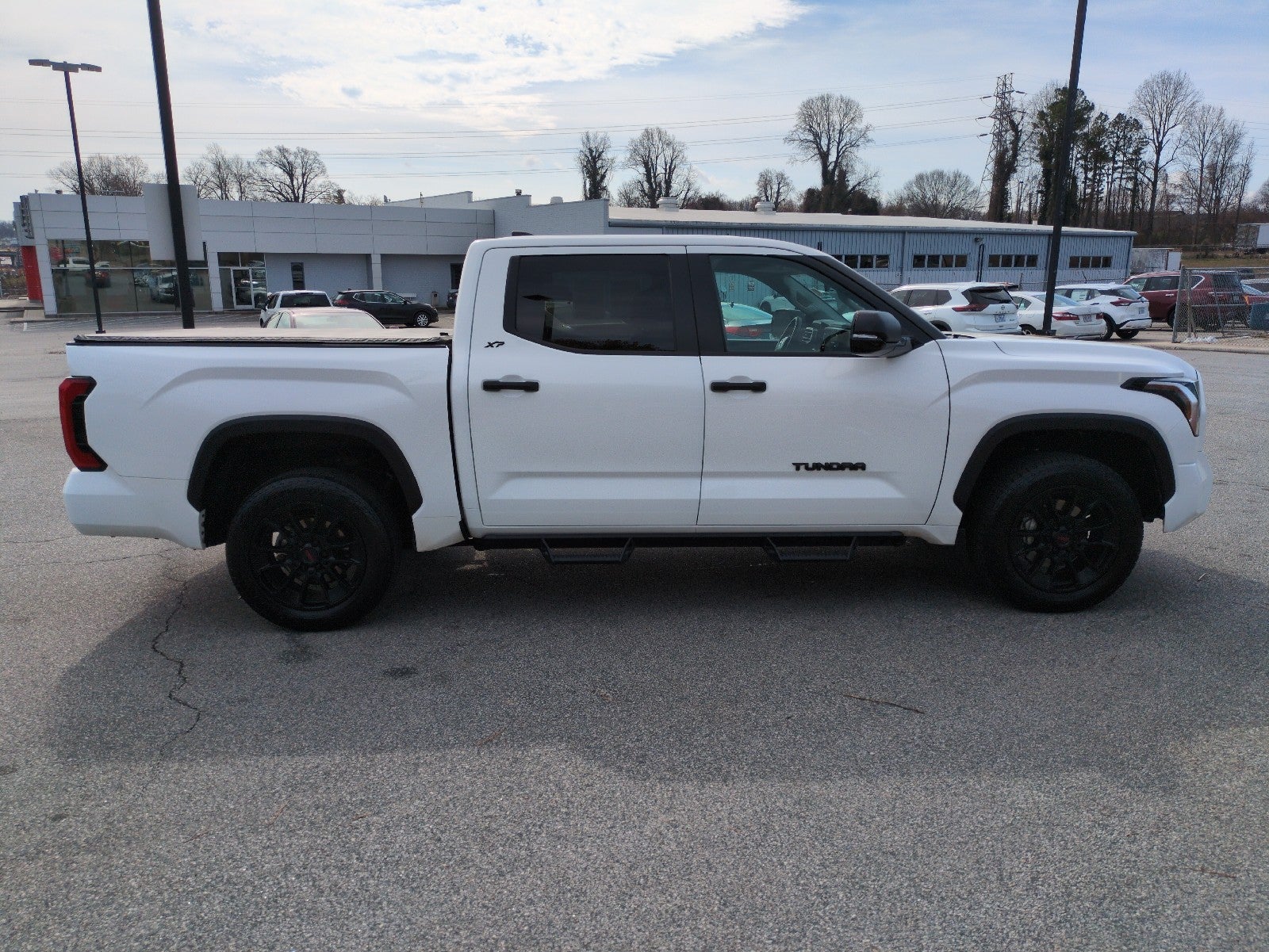 2024 Toyota Tundra 4WD SR5