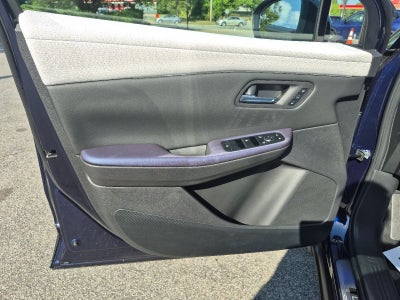 2026 Nissan LEAF Platinum+