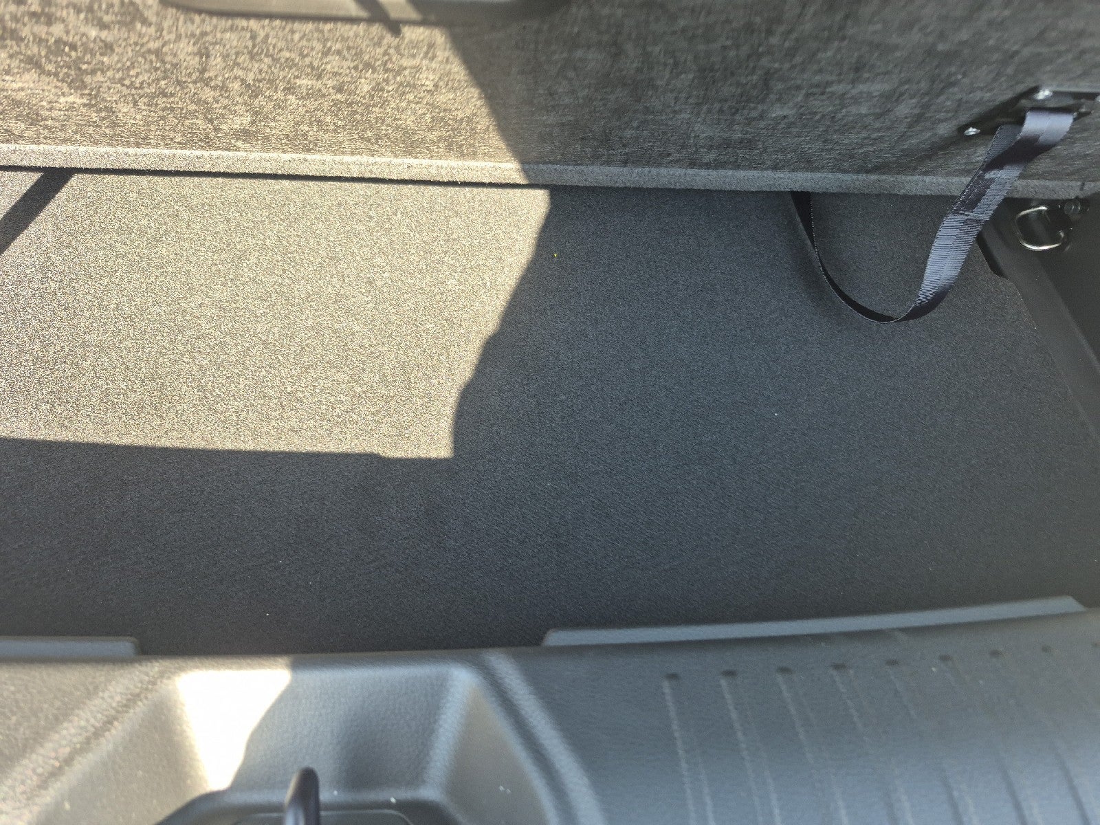 2026 Nissan LEAF Platinum+