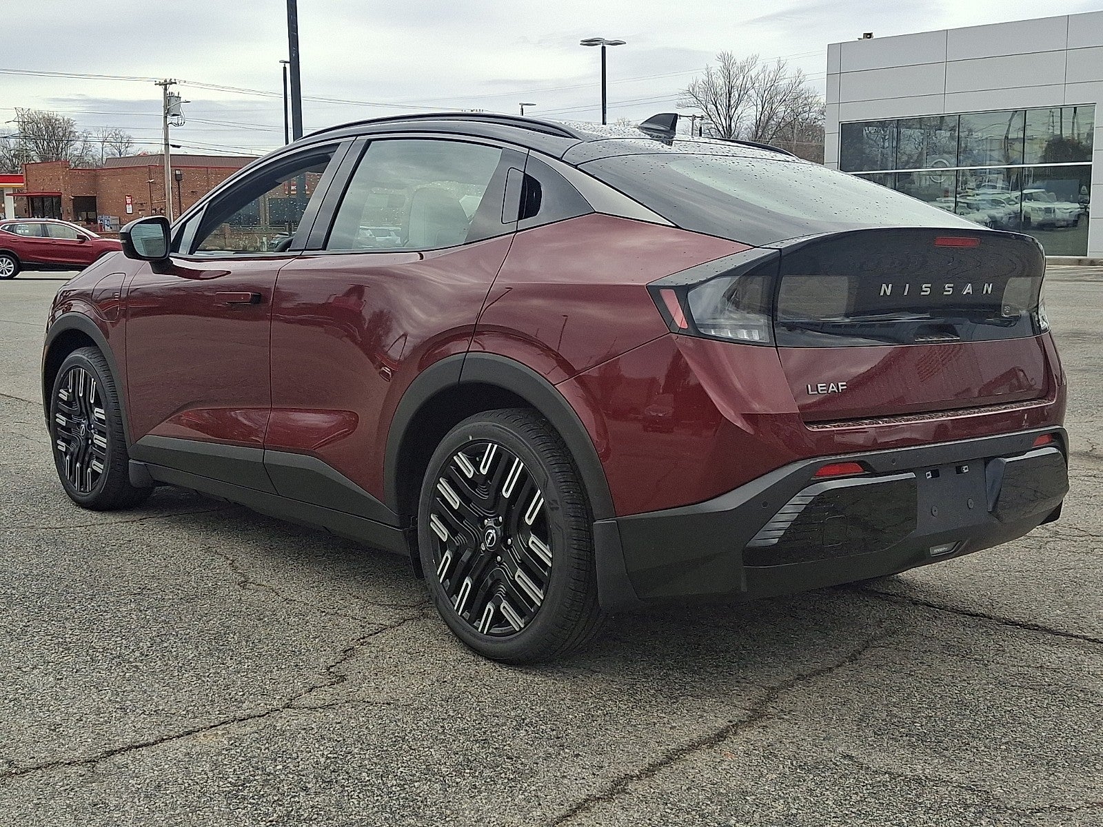 2026 Nissan LEAF Platinum+