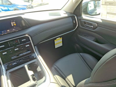 2026 Nissan Armada SV