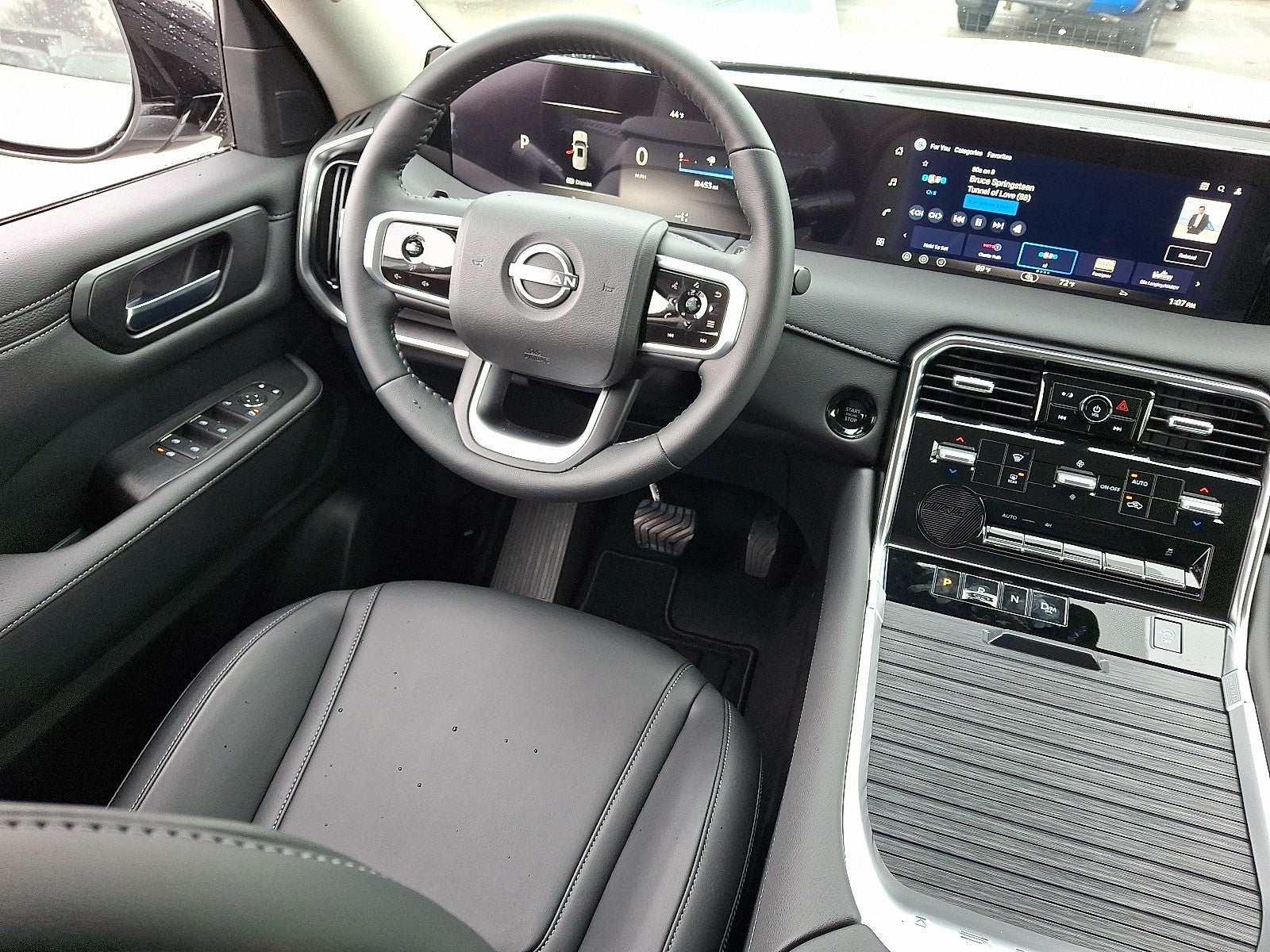 2026 Nissan Armada SV