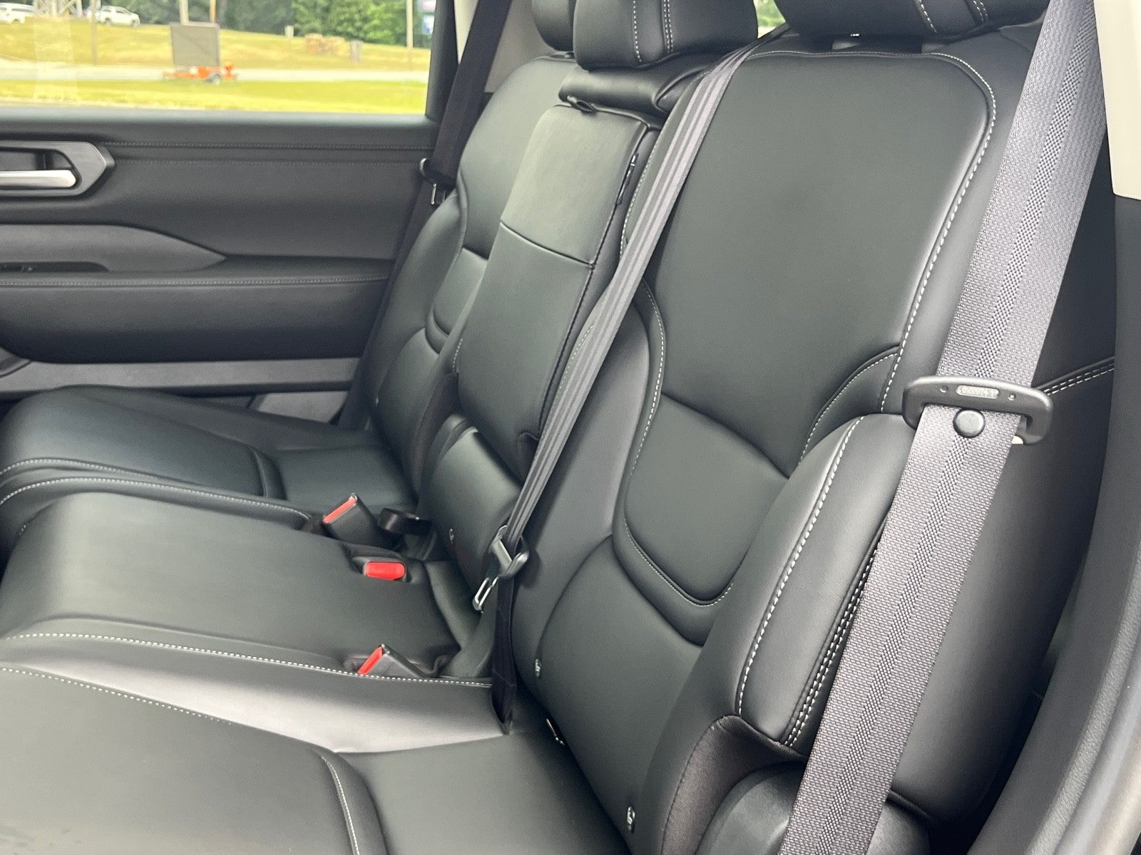 2026 Nissan Armada SV