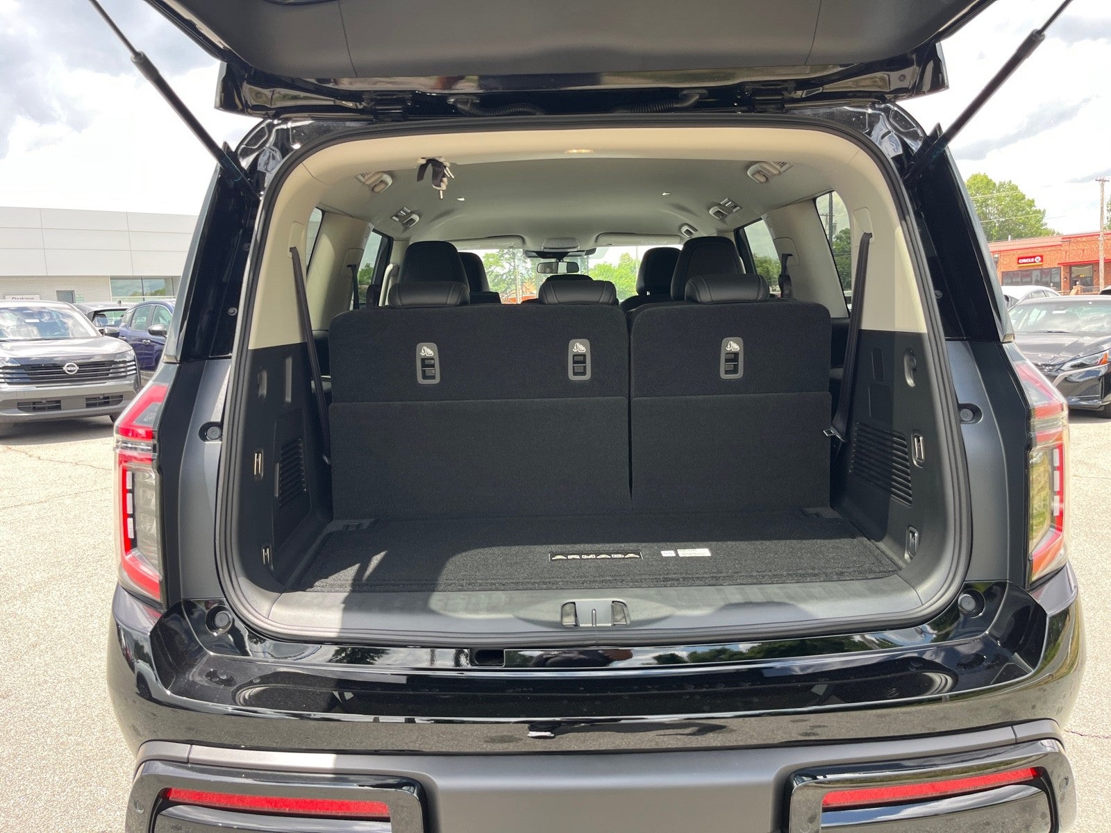 2026 Nissan Armada SV