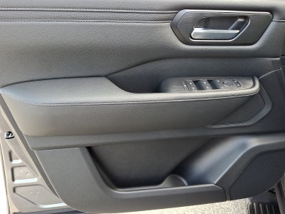 2026 Nissan Armada SV