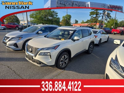 2022 Nissan Rogue SV