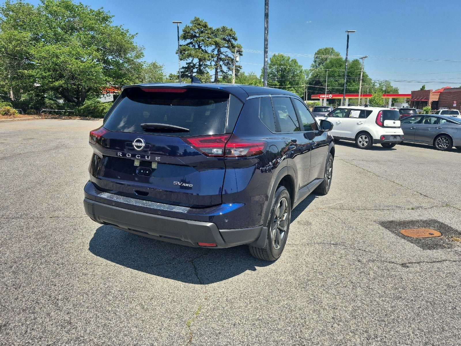 2024 Nissan Rogue SV