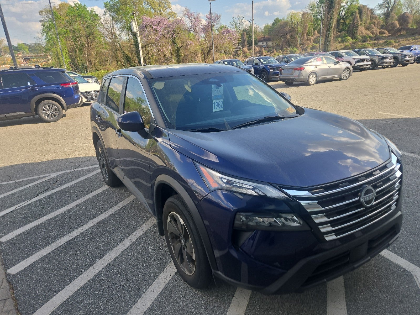 2024 Nissan Rogue SV