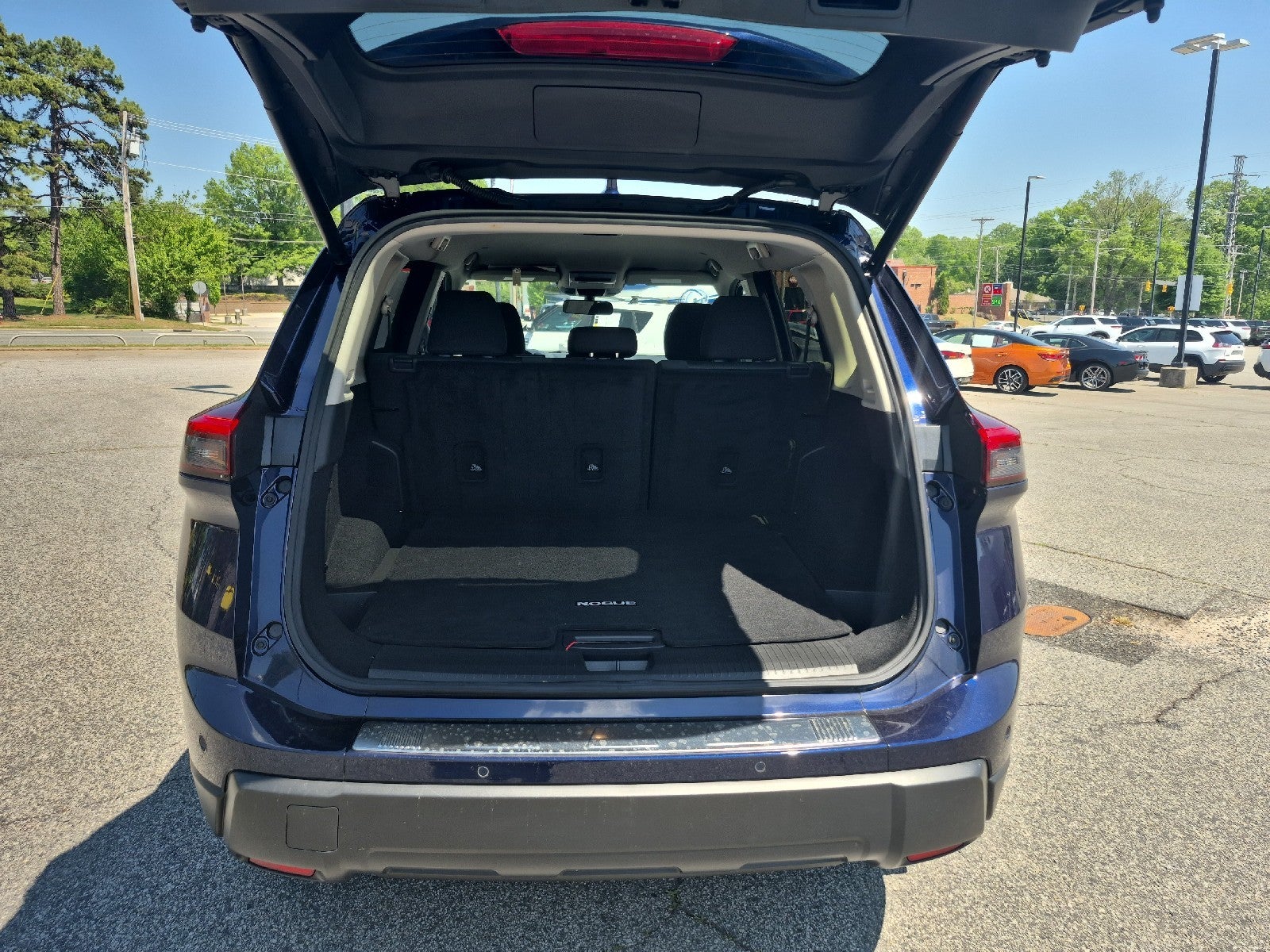 2024 Nissan Rogue SV