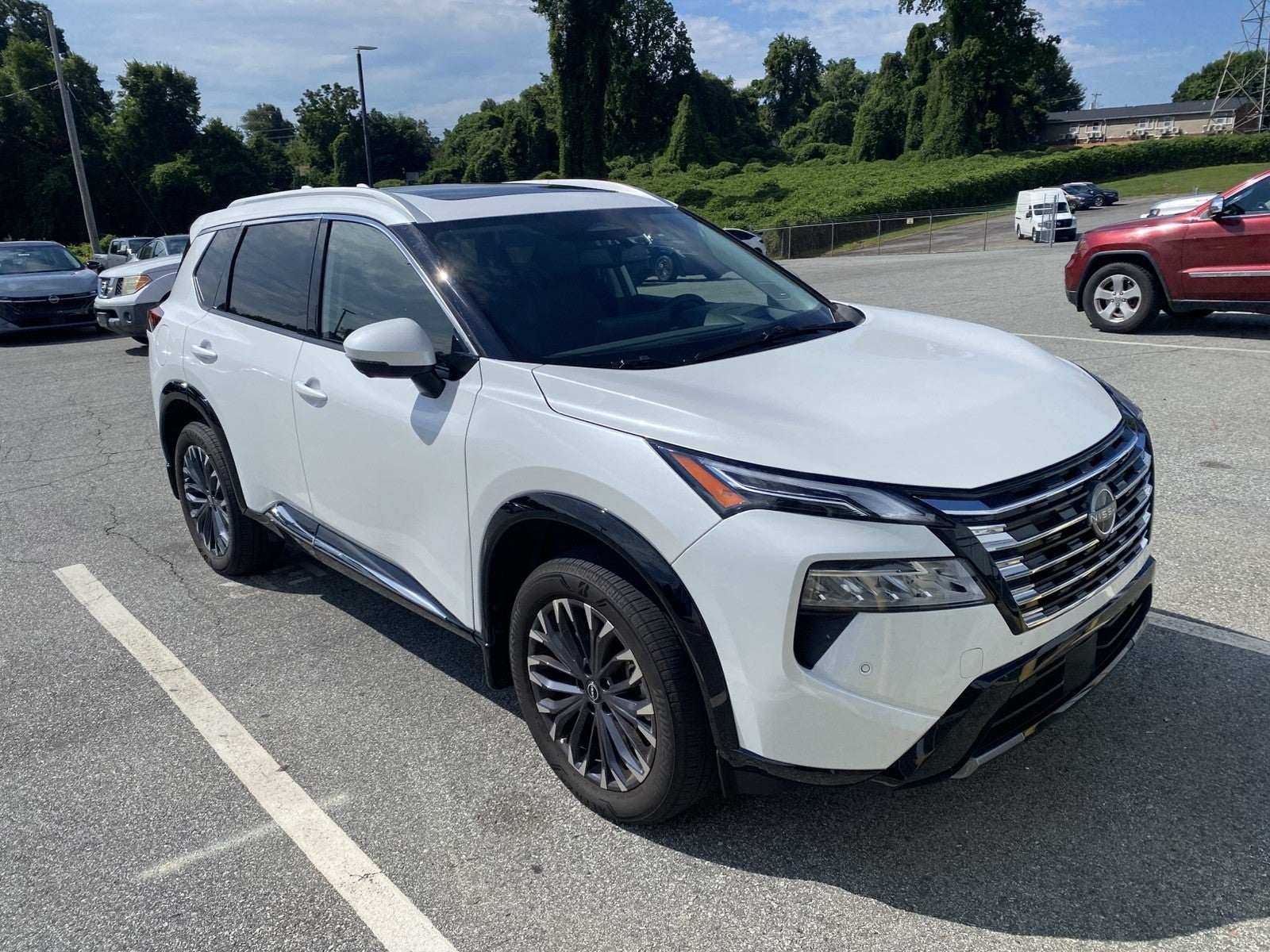 2025 Nissan Rogue Platinum