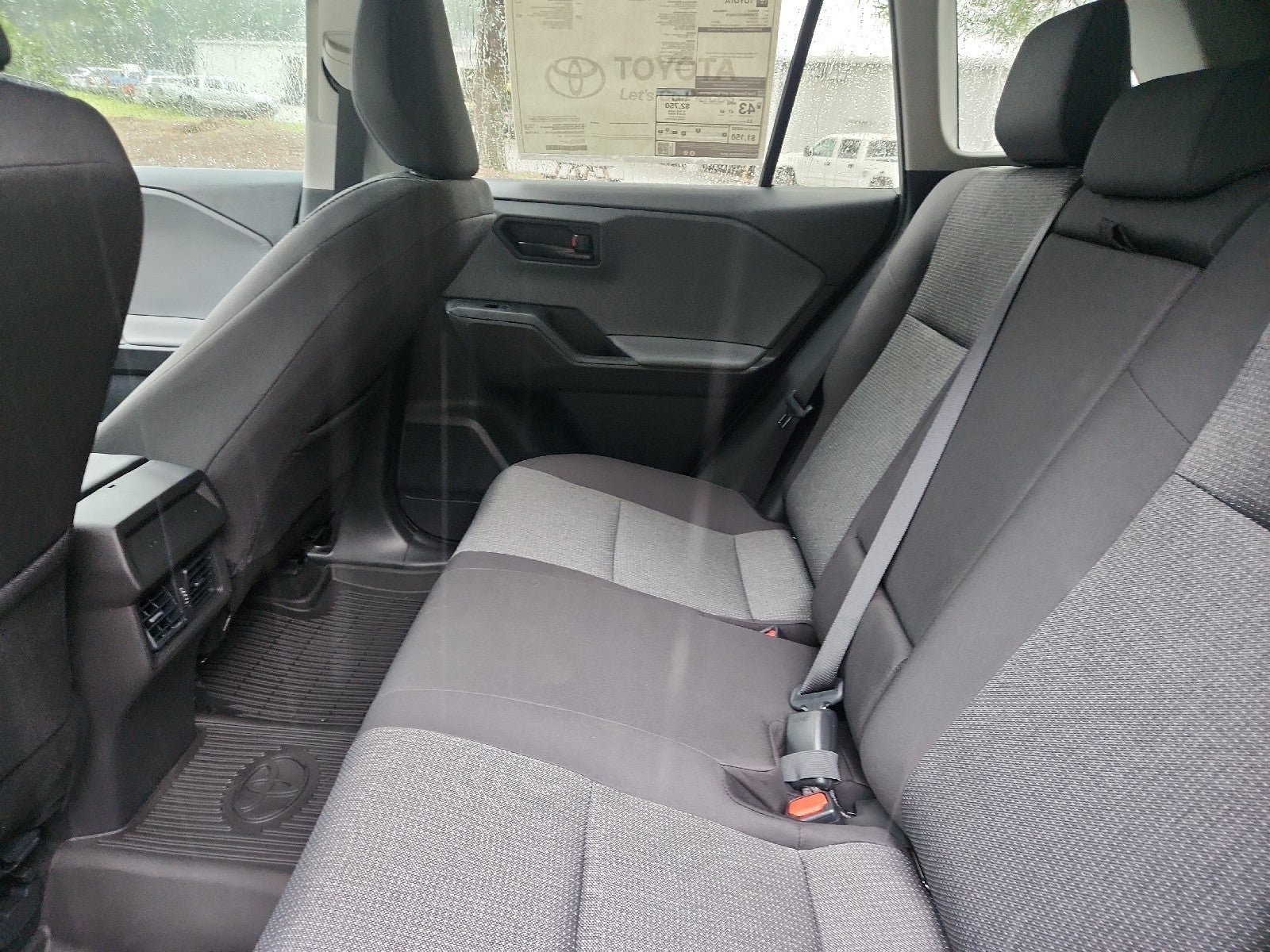 2026 Toyota RAV4 4DR FWD LE