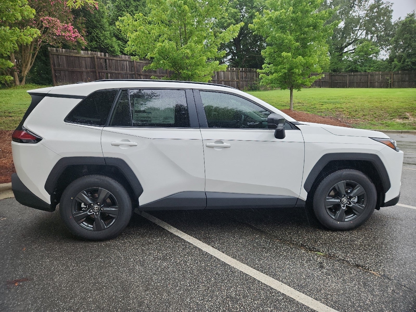 2026 Toyota RAV4 4DR FWD LE