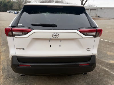 2025 Toyota RAV4 XLE