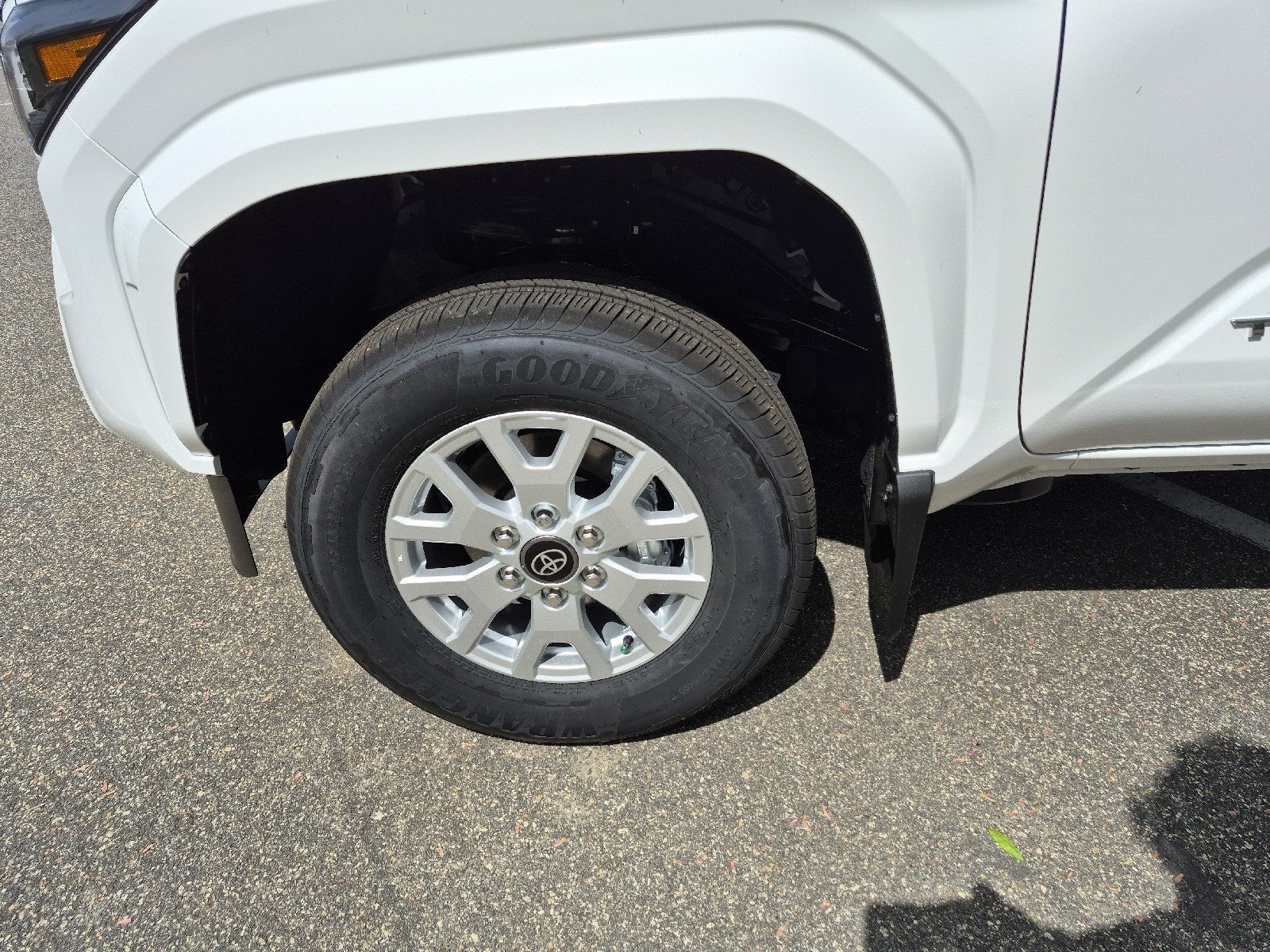 2026 Toyota Tacoma 2WD 2WD DOUBLE SR5 5'