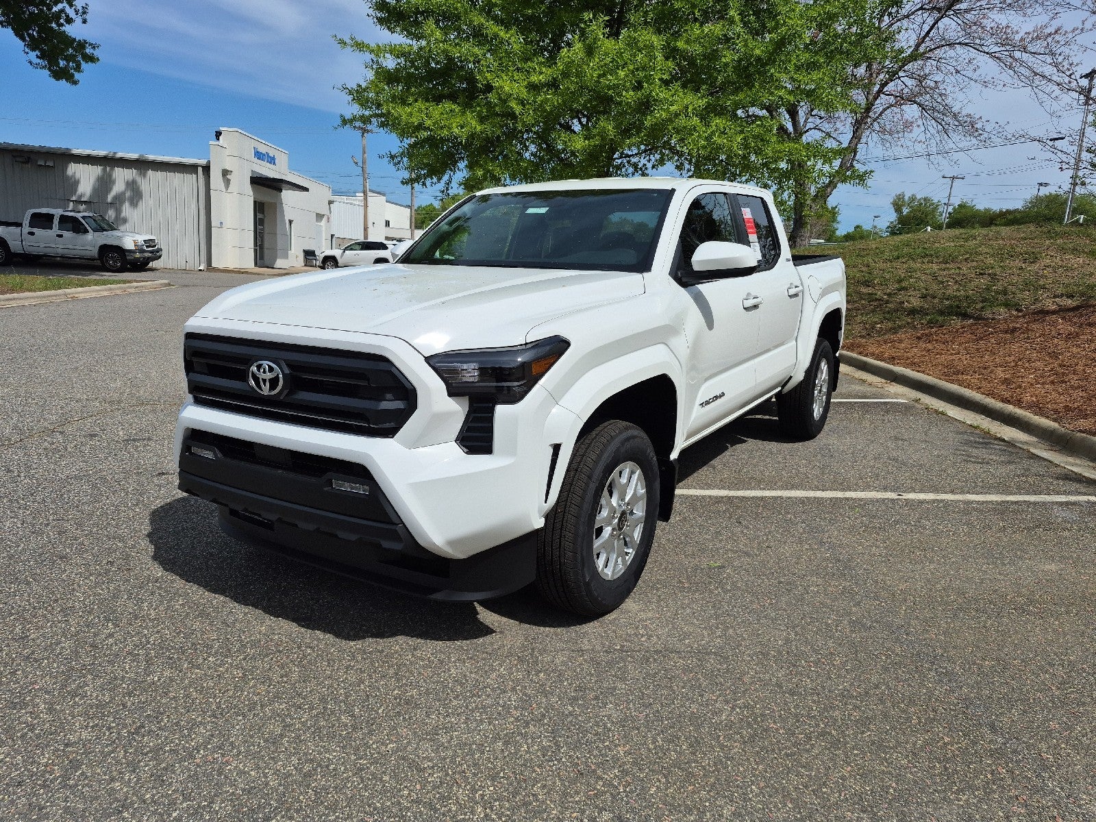 2026 Toyota Tacoma 2WD 2WD DOUBLE SR5 5'
