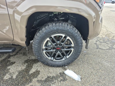 2026 Toyota Tacoma 4WD 4WD DBL TRD SPRT 5'