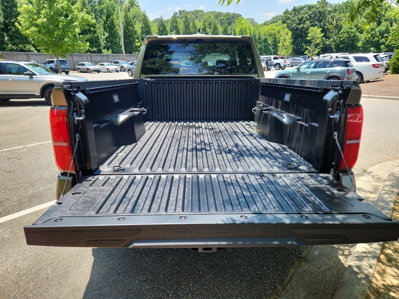 2026 Toyota Tacoma 4WD 4WD DBL TRD SPT 6'