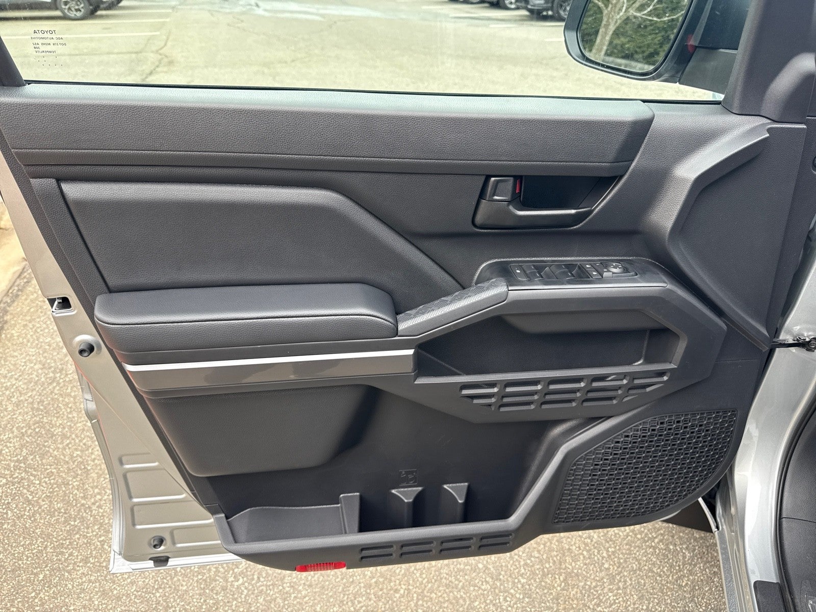 2026 Toyota Tacoma 4WD 4WD DOUBLE SR5 5'