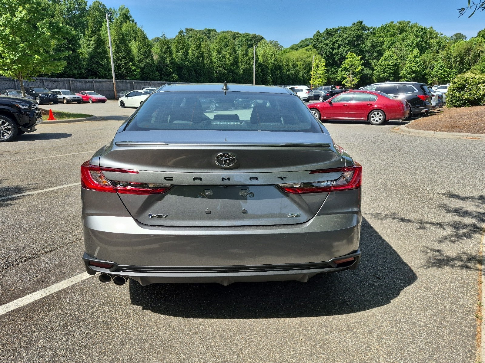 2026 Toyota Camry 4DR CVT HYB SE