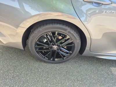 2026 Toyota Camry 4DR CVT HYB SE