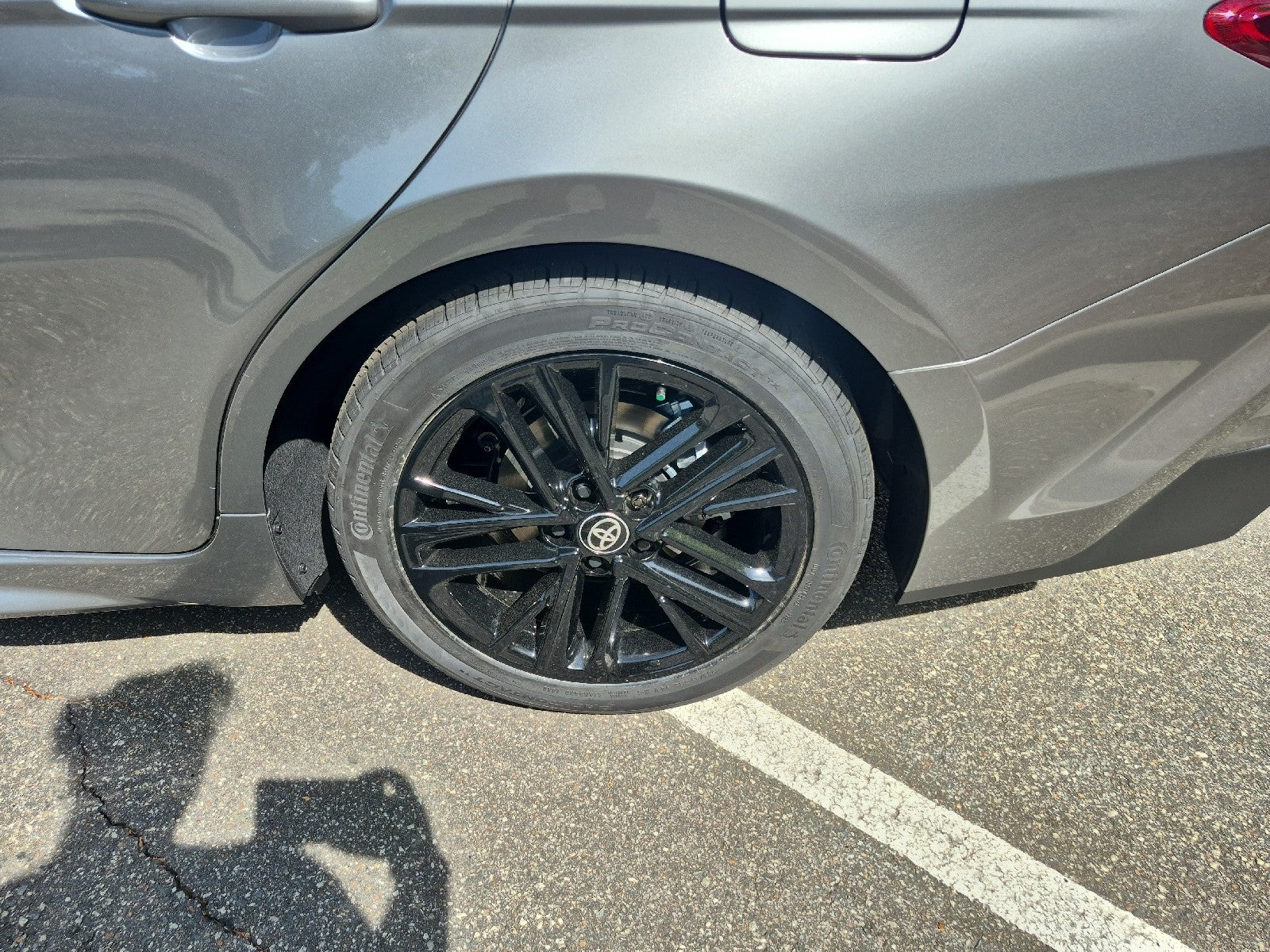 2026 Toyota Camry 4DR CVT HYB SE