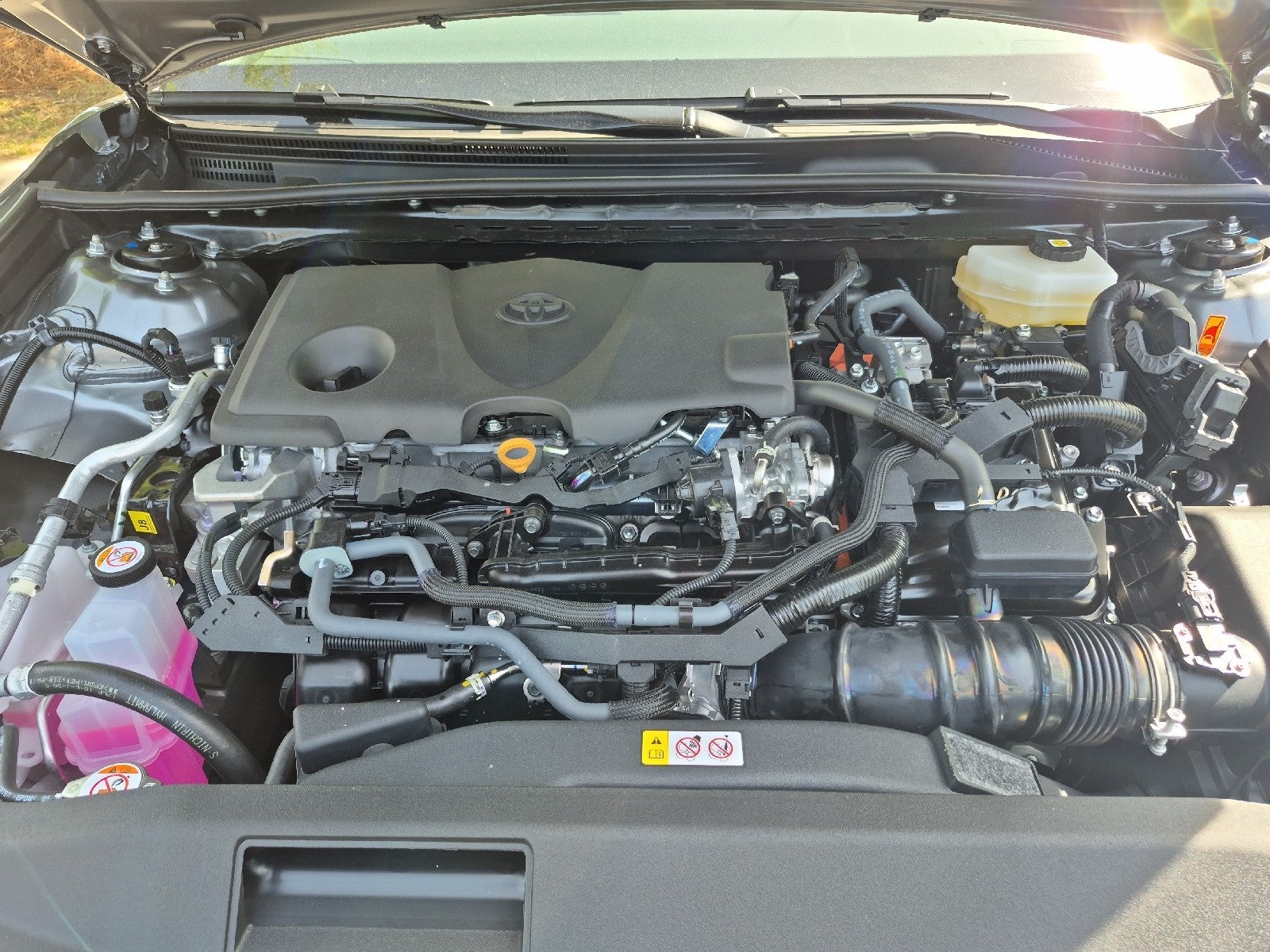 2026 Toyota Camry 4DR CVT HYB SE