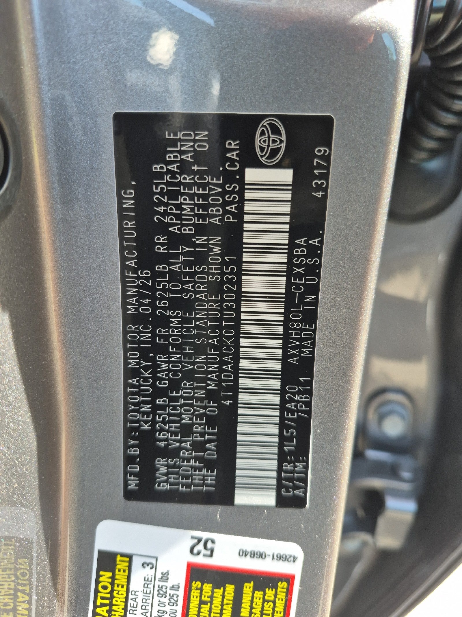 2026 Toyota Camry 4DR CVT HYB SE