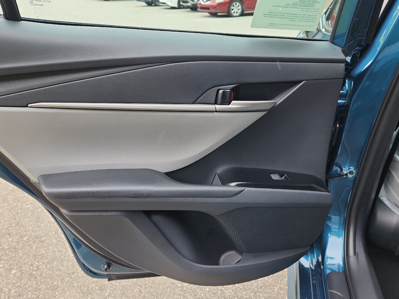 2026 Toyota Camry 4DR CVT HYB SE