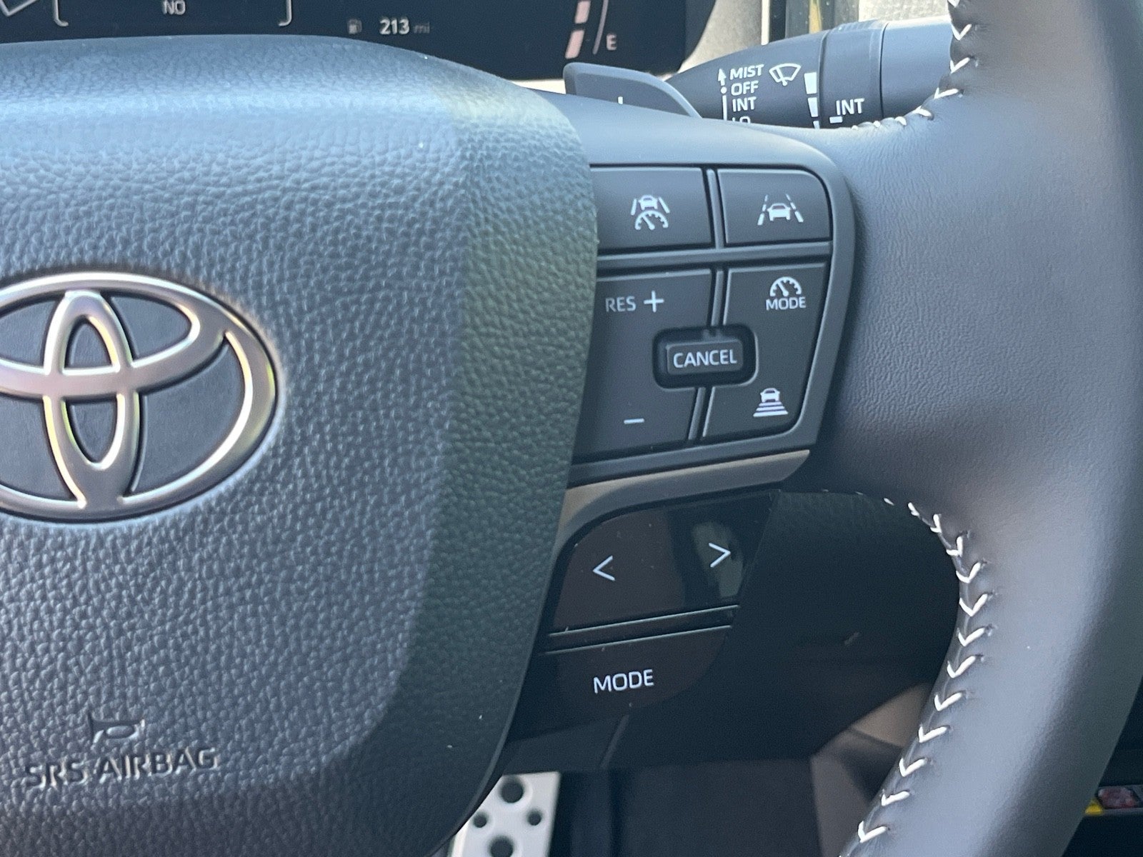 2026 Toyota Camry 4DR CVT HYB NIGHTSHA