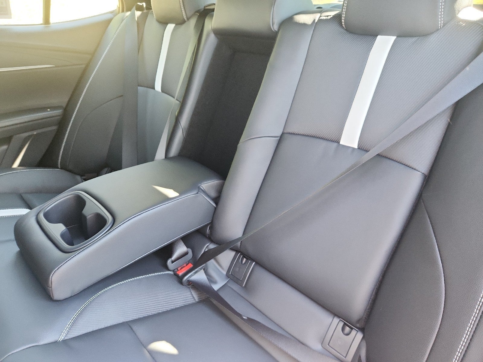 2026 Toyota Camry Hybrid SE