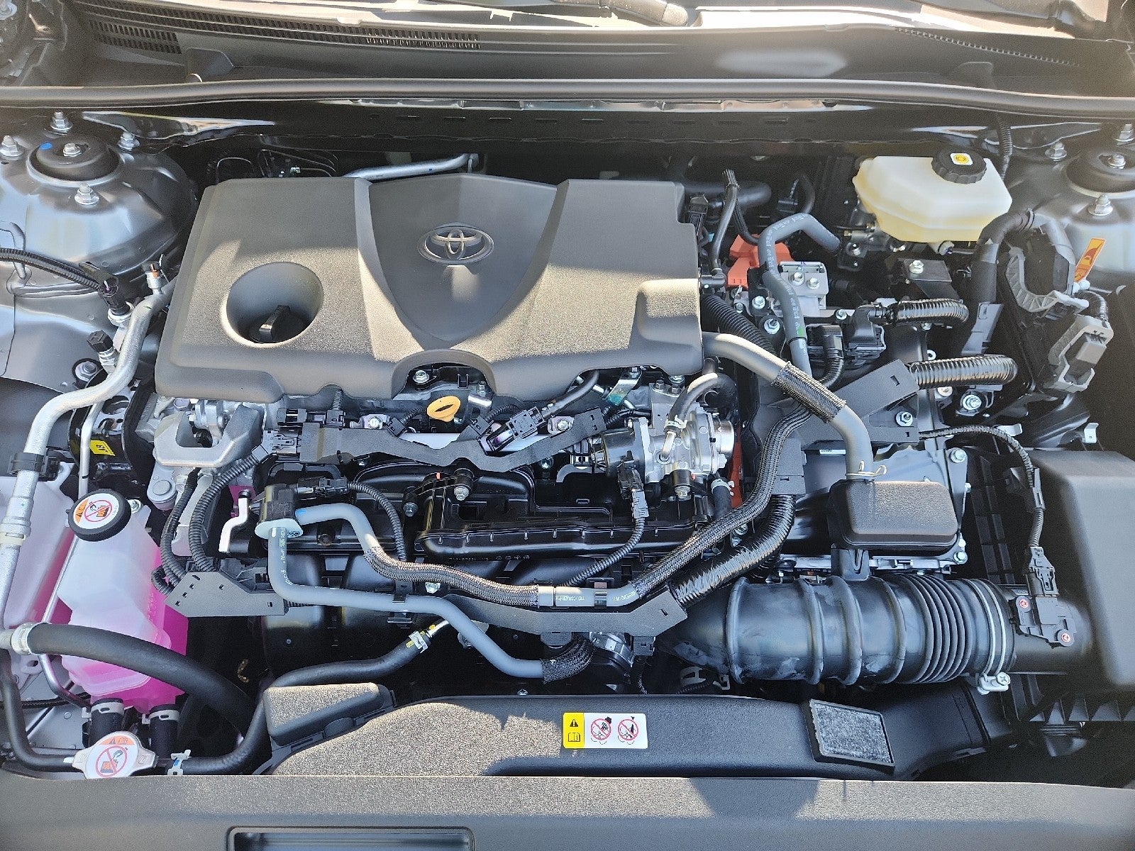 2026 Toyota Camry Hybrid SE