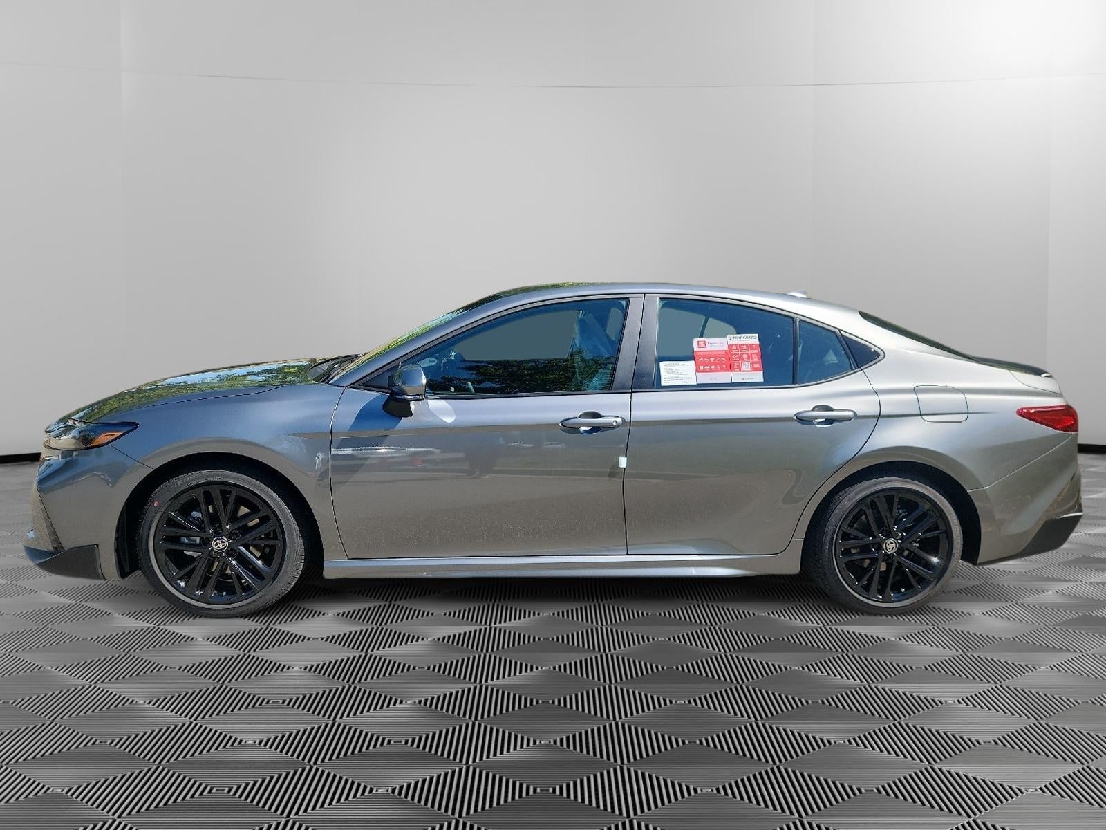 2026 Toyota Camry Hybrid SE
