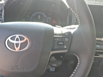 2026 Toyota Camry 4DR CVT HYB SE
