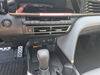 2026 Toyota Camry 4DR CVT HYB SE