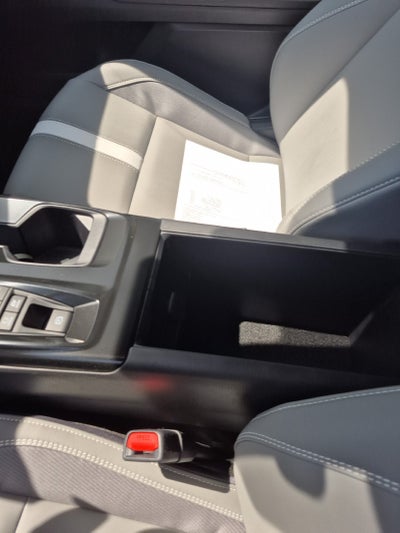 2026 Toyota Camry 4DR CVT HYB SE