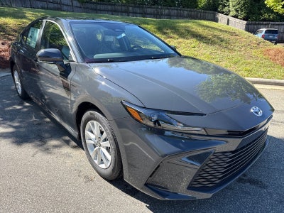 2026 Toyota Camry 4DR CVT HYB LE