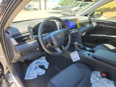 2026 Toyota Camry 4DR CVT HYB LE