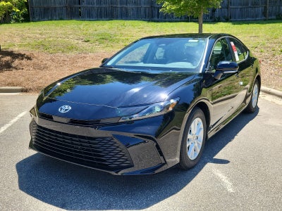 2026 Toyota Camry 4DR CVT HYB LE