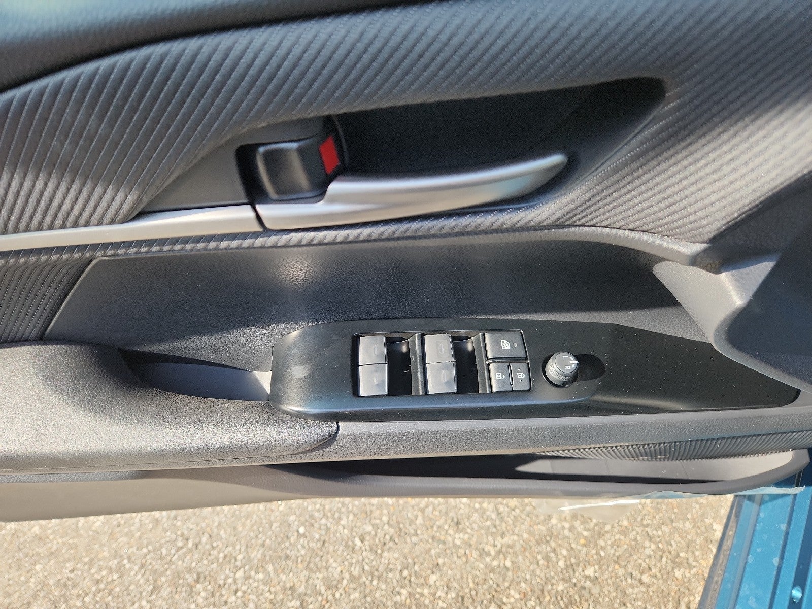 2026 Toyota Camry 4DR CVT HYB SE