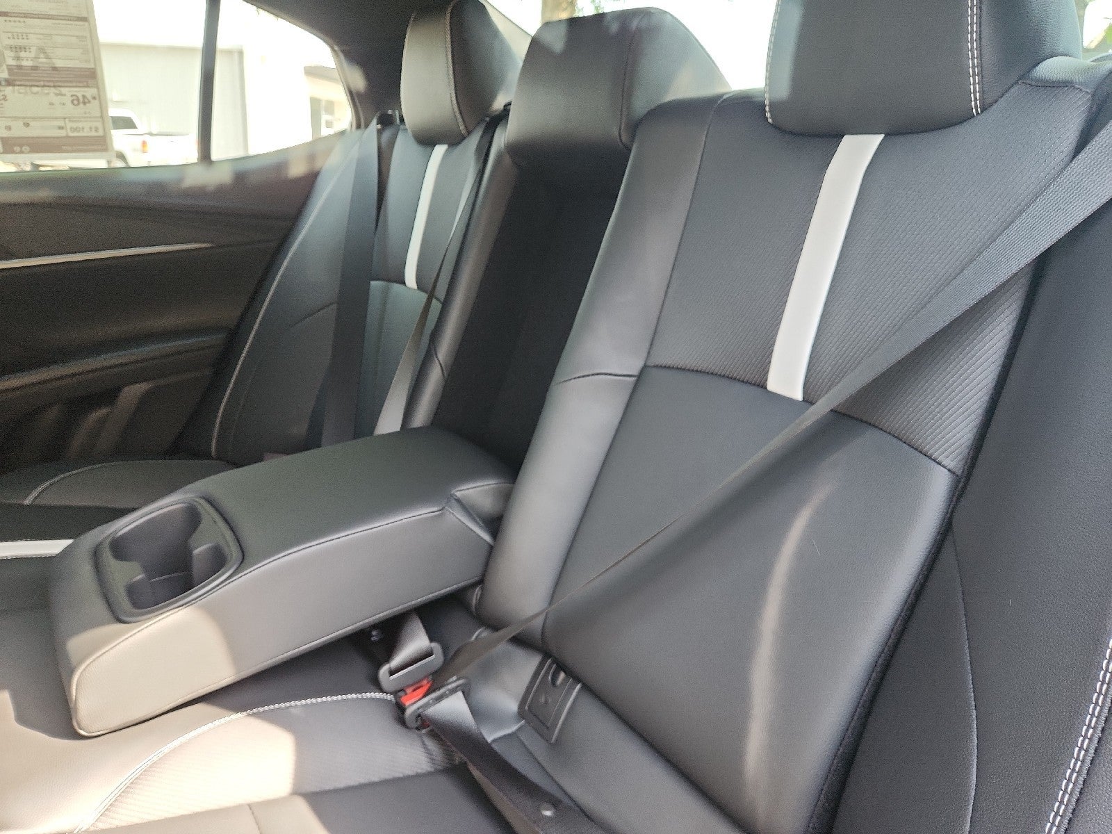 2026 Toyota Camry 4DR CVT HYB SE