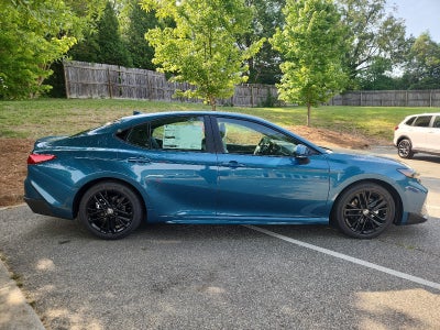 2026 Toyota Camry 4DR CVT HYB SE