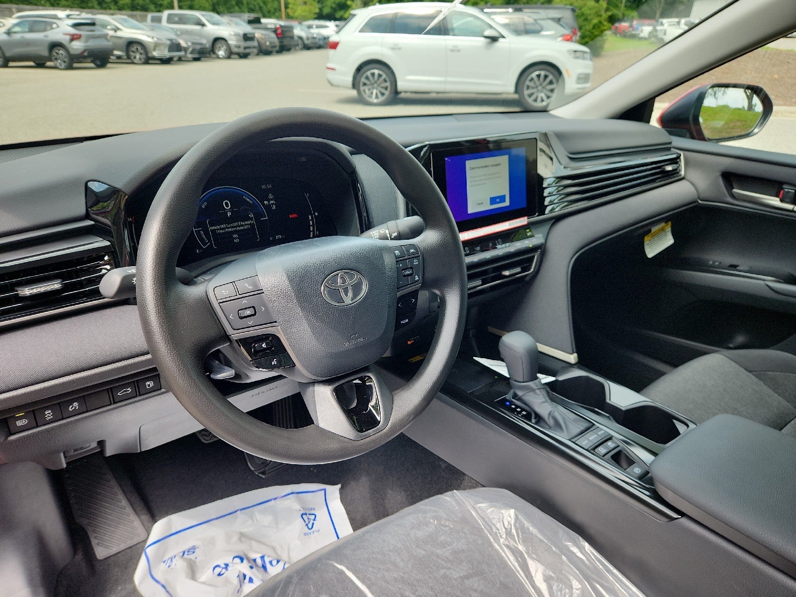 2026 Toyota Camry 4DR CVT HYB LE