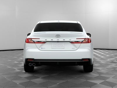 2026 Toyota Camry Hybrid SE